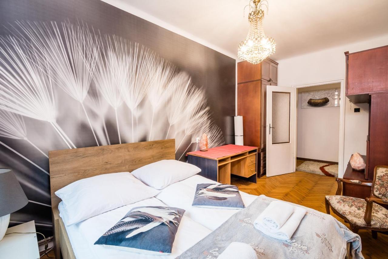 Apartament Debnicki Wawelofts Krasków Exterior foto